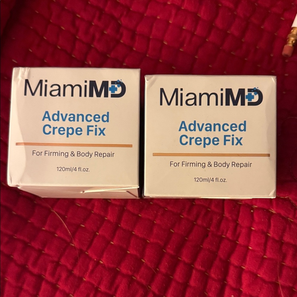 miami Advanced Crepe Fix Moisturizer - White and Blue